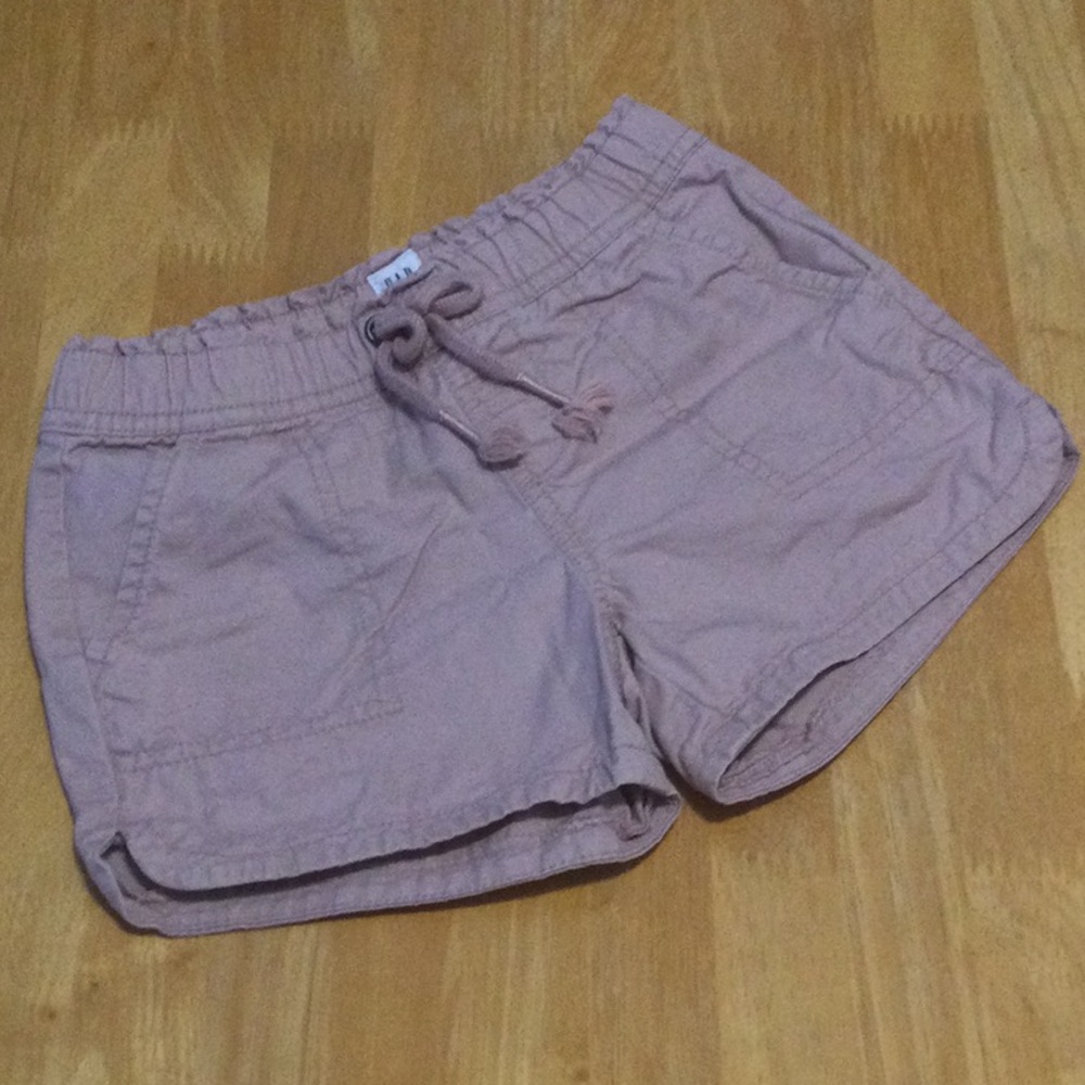 Gap elastic waist shorts